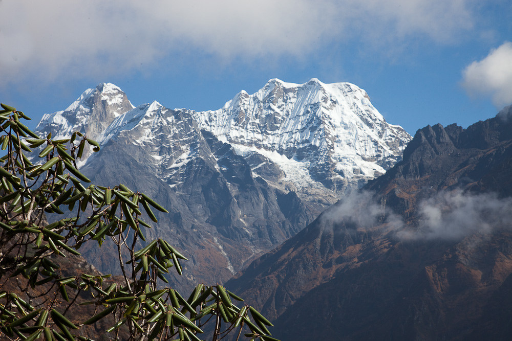Квадропика фото. Мера пик Непал. Гора мера пик в Непале. Вид на Гималаи с мера пик. Мера пик Непал фото.