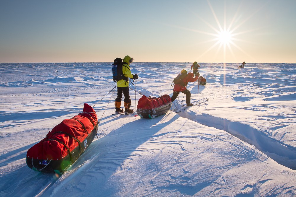 Ice camp. Северный полюс. Северный полюс курорт. Северный полюс лето. Северный полюс. Экспедиция.