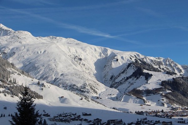 ��������, �������������� ��������, ���� 699