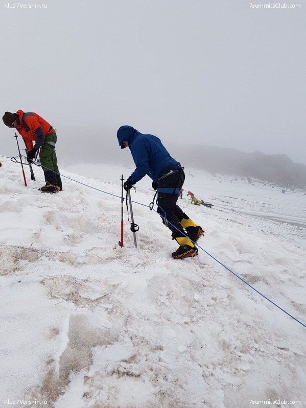 .  2019.  2.  ,  108