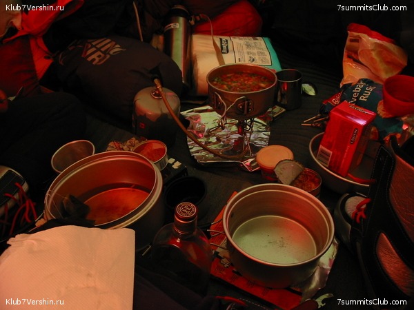 ������� 2003, ���� 48