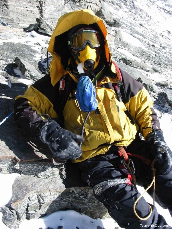 ������� 2003, ���� 236