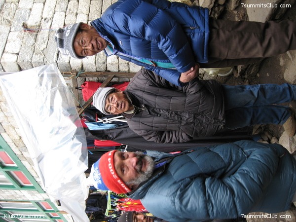 ������� 2009, ���� 239