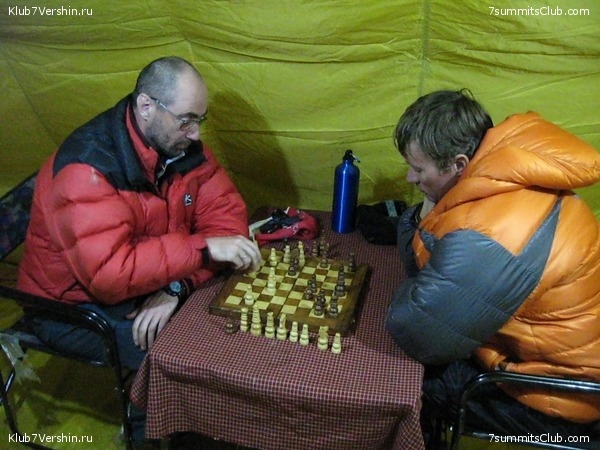 ������� 2009, ���� 287