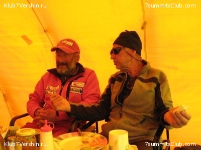 ������� 2009, ���� 381