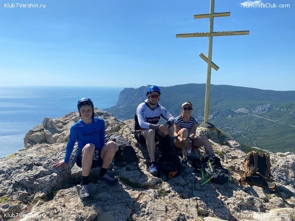 ���� 2020. �����, ���� 44