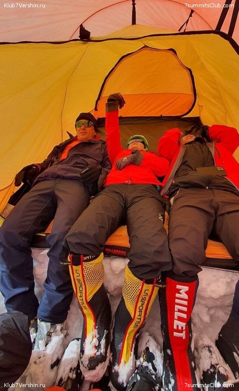 3- .         ..,  46