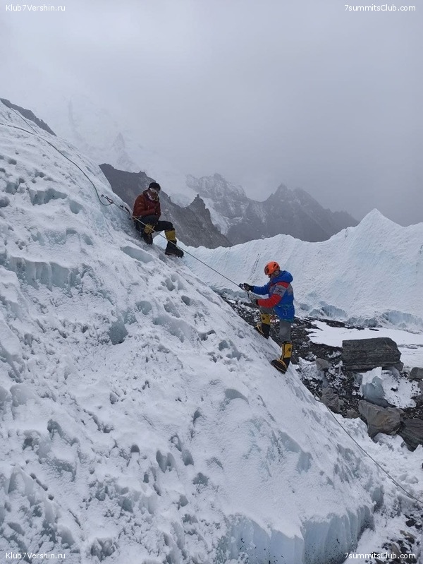  2022.  "  " . ,  115