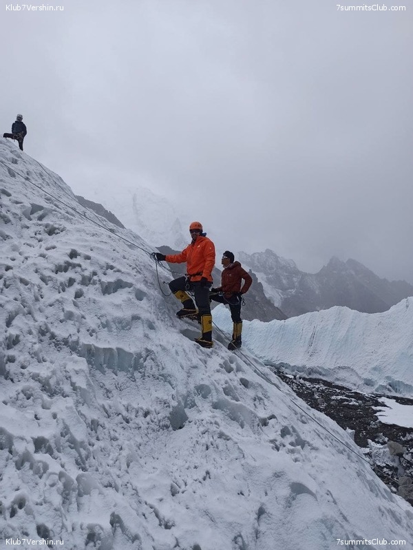  2022.  "  " . ,  116