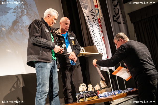  ,  2022 .    "  ",  35