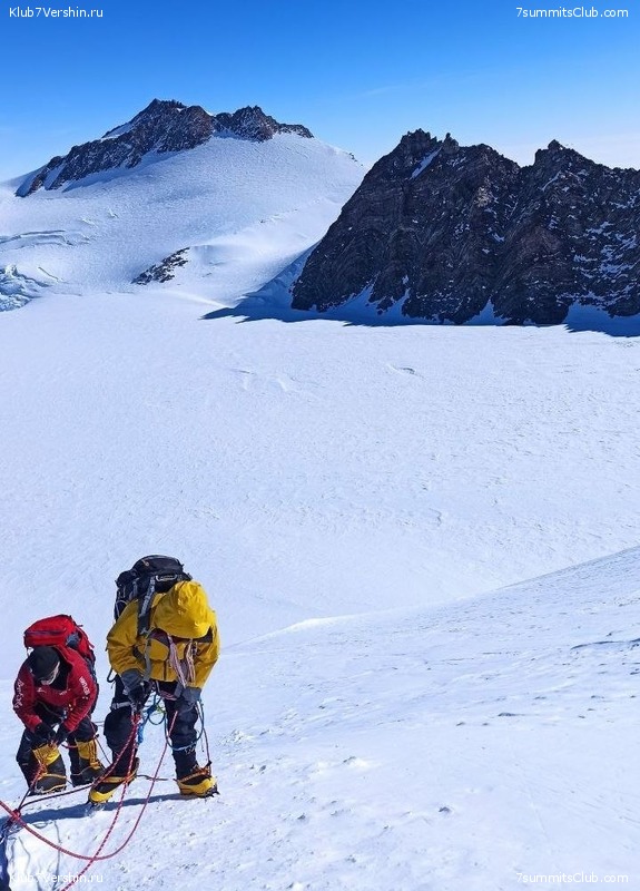  2022 - 2023.  -4,   ,  58