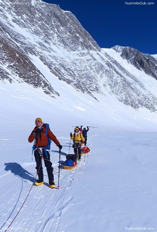  2022 - 2023.  -4,   ,  63