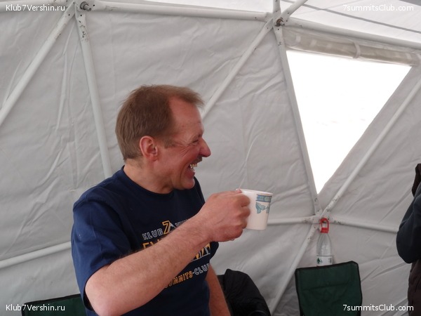 ������� 2011, ���� 63