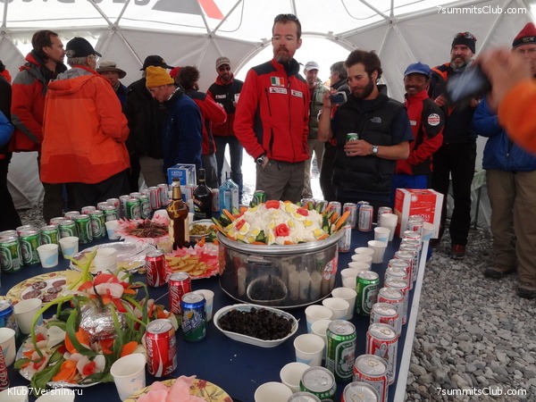 ������� 2011, ���� 74