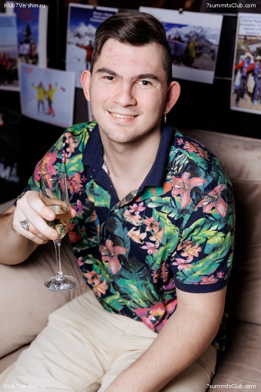 ����� ����� 7 ������ � ����� 8000. 8 ���� 2023 ����. ������� �������, ���� 276