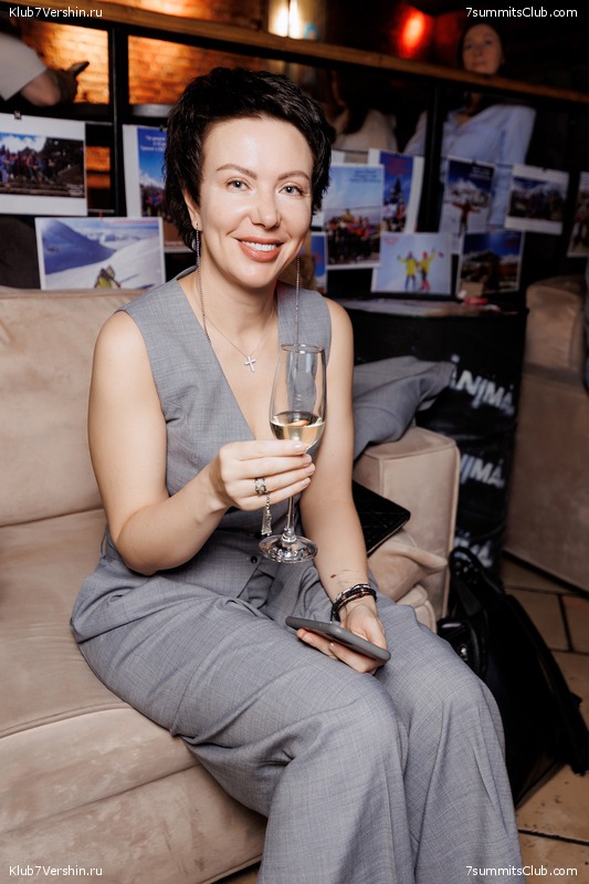 ����� ����� 7 ������ � ����� 8000. 8 ���� 2023 ����. ������� �������, ���� 300