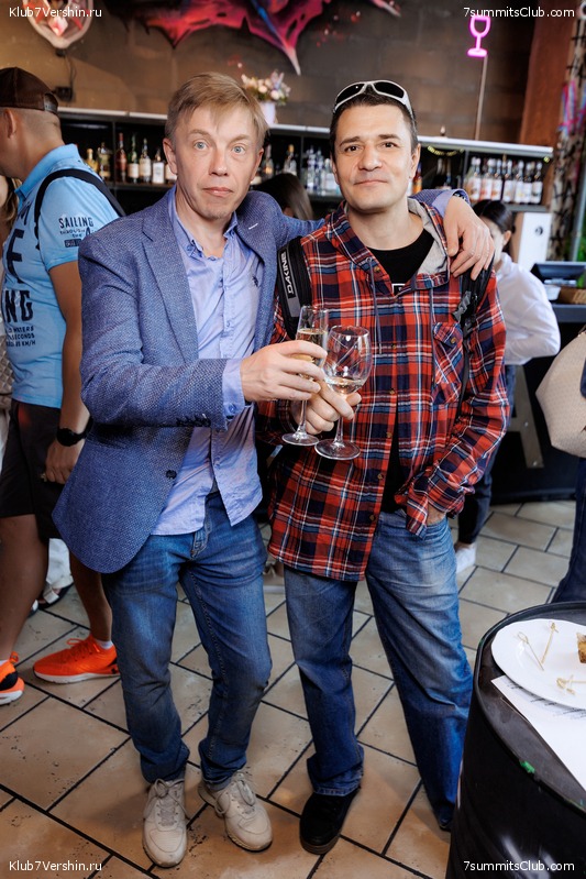 ����� ����� 7 ������ � ����� 8000. 8 ���� 2023 ����. ������� �������, ���� 305