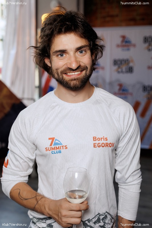 ����� ����� 7 ������ � ����� 8000. 8 ���� 2023 ����. ������� �������, ���� 369