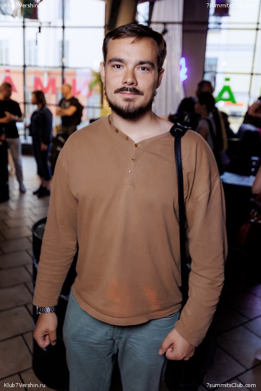 ����� ����� 7 ������ � ����� 8000. 8 ���� 2023 ����. ������� �������, ���� 374