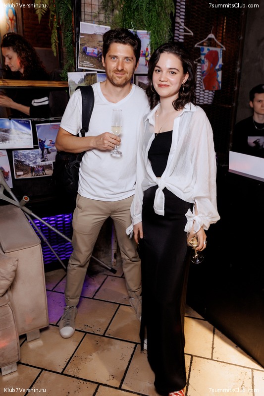 ����� ����� 7 ������ � ����� 8000. 8 ���� 2023 ����. ������� �������, ���� 384