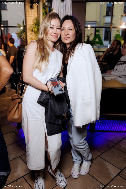   7    8000. 8  2023 .  ,  404