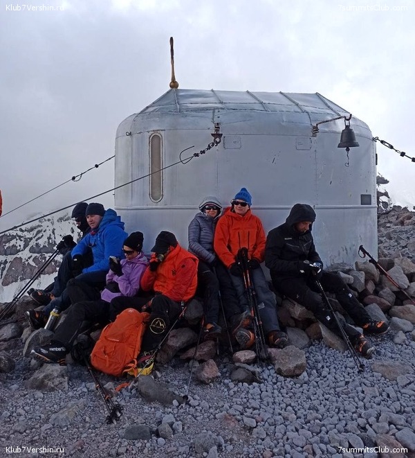 ������ 2023, ���� 76