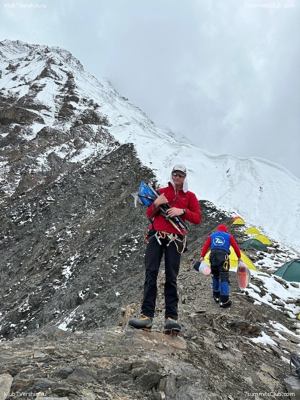 ���-������ 2023, ���� 77