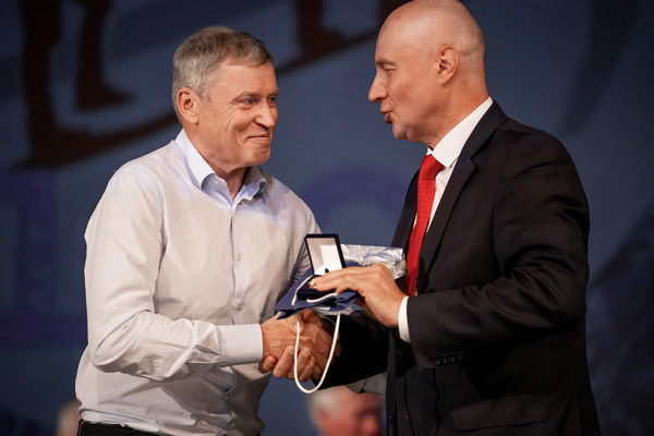    25.11.2023.  . : . ,  177