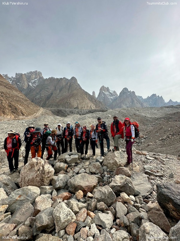  "  2.0".   2.  1,  220