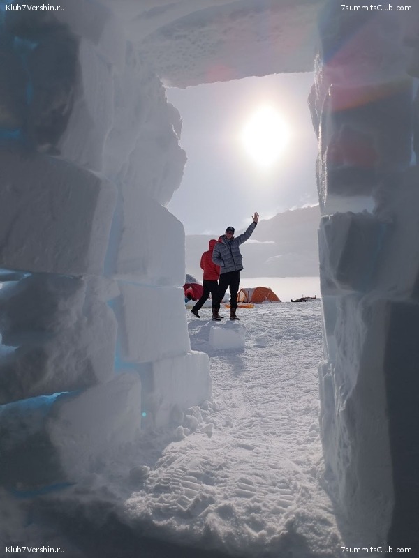  2023 - 2024.    ,  77