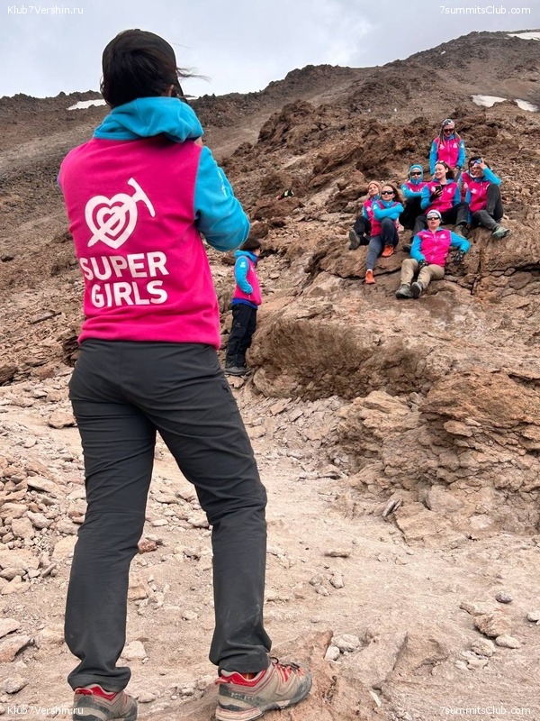 ��������. 2024, ������ SUPER GIRLS, ���� 56