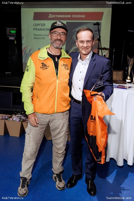 0-    7  16  2025 ,  330