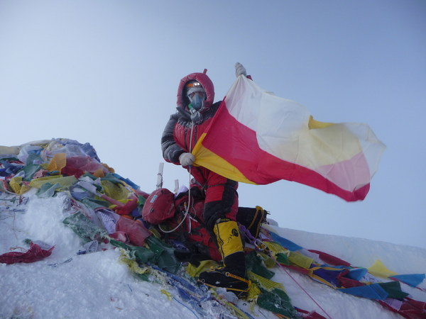 �������� ��������� �� �������, 20 ��� 2012 ����. ������� 8.848�. ������ ����� �����